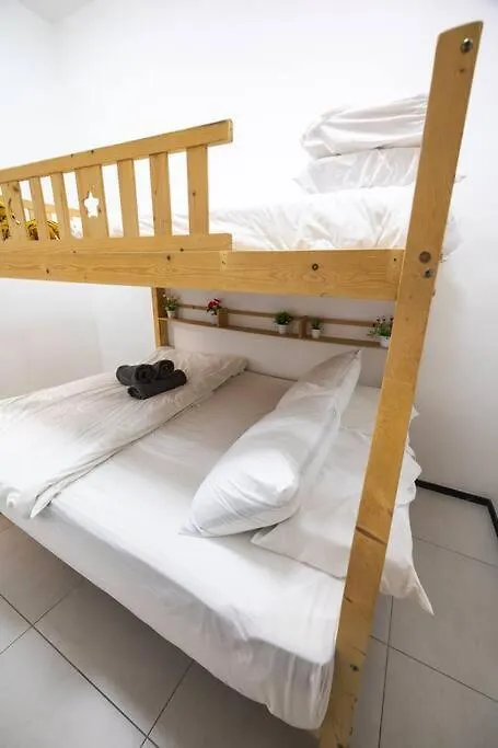 Urban Suites 2Br Family Setting #19 Jelutong 0*,